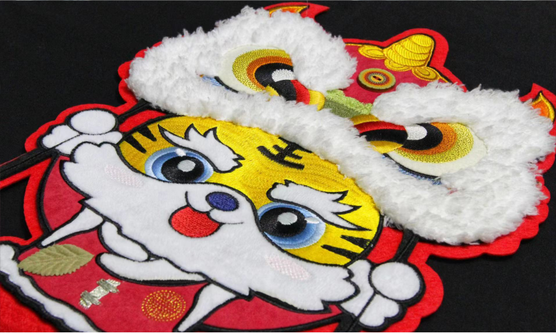 MIXED EMBROIDERY